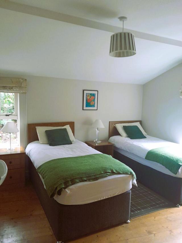Ballyhoura Mountain Lodges Ballyorgan Экстерьер фото